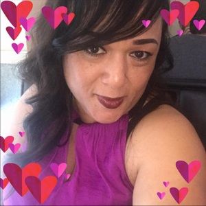 Meet your Posher, Monique